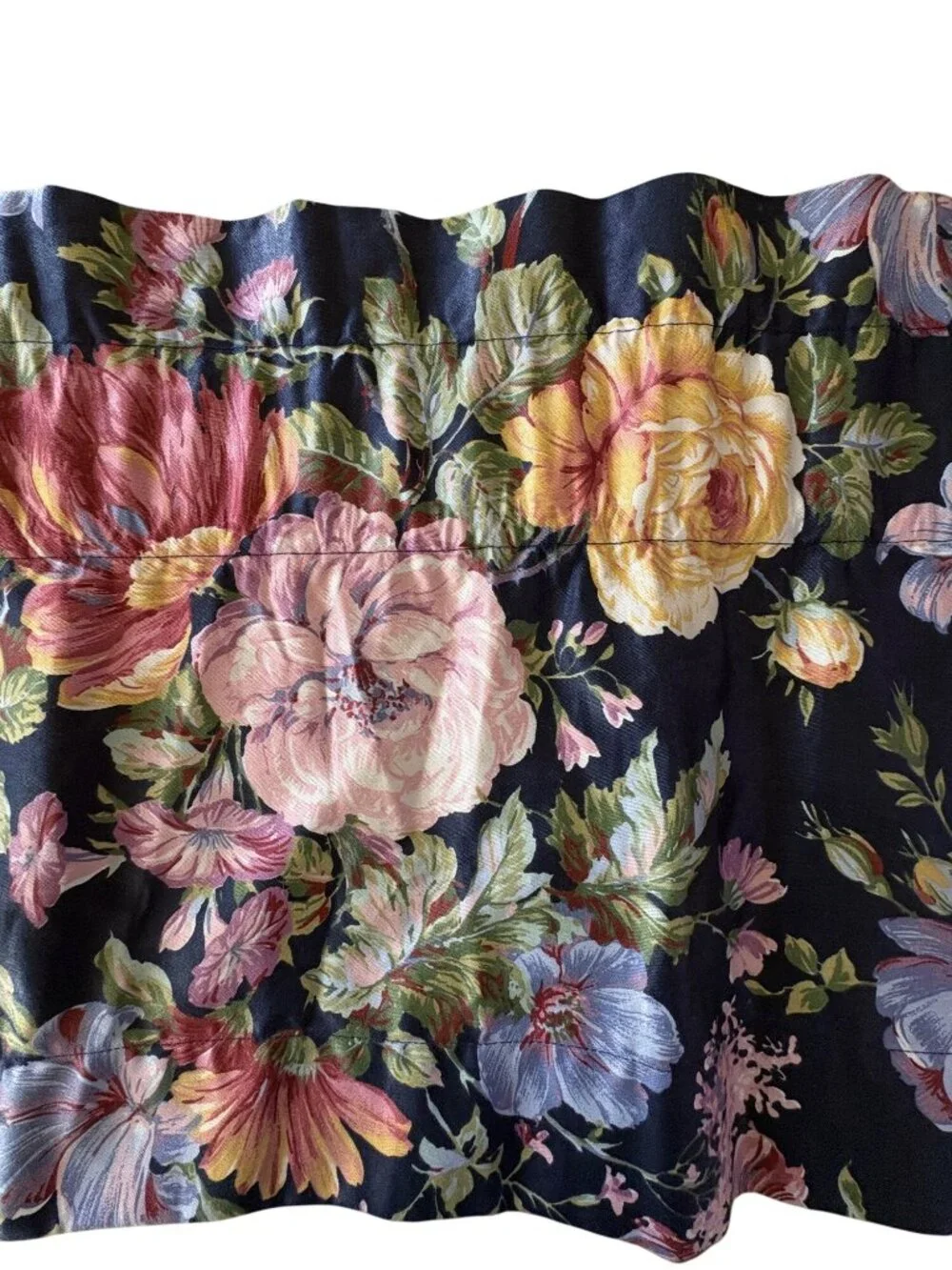 VTG Chintz Floral Cottage Core Sateen Valance Oversized 200 x 15 Grandmillennial